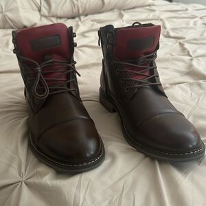 Brown men’s boots, size 10